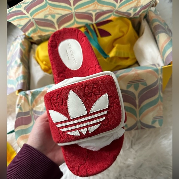 Gucci & Adidas slides - Picture 4 of 9